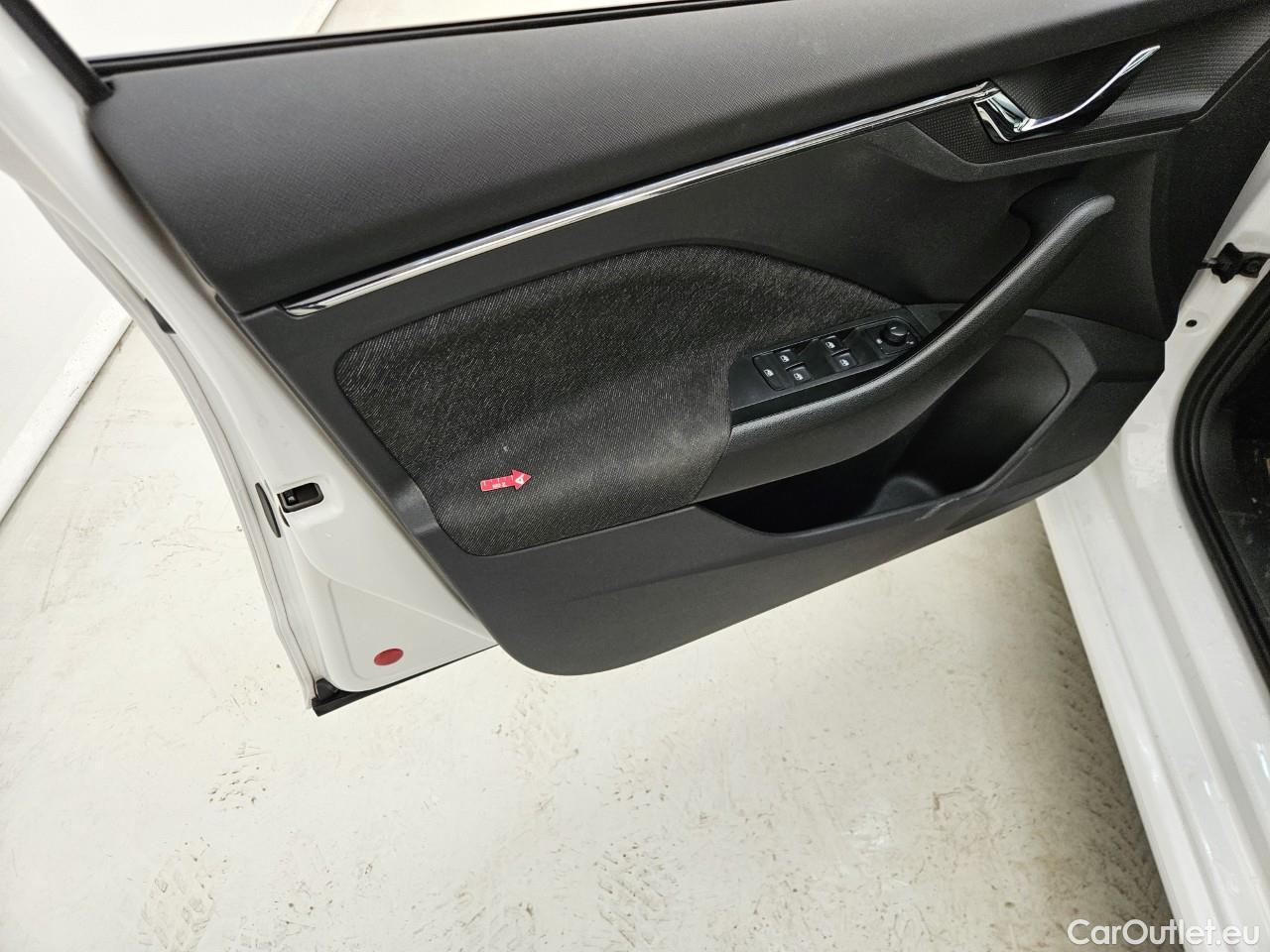  Skoda  Scala 1.0 TSI Style DSG #36