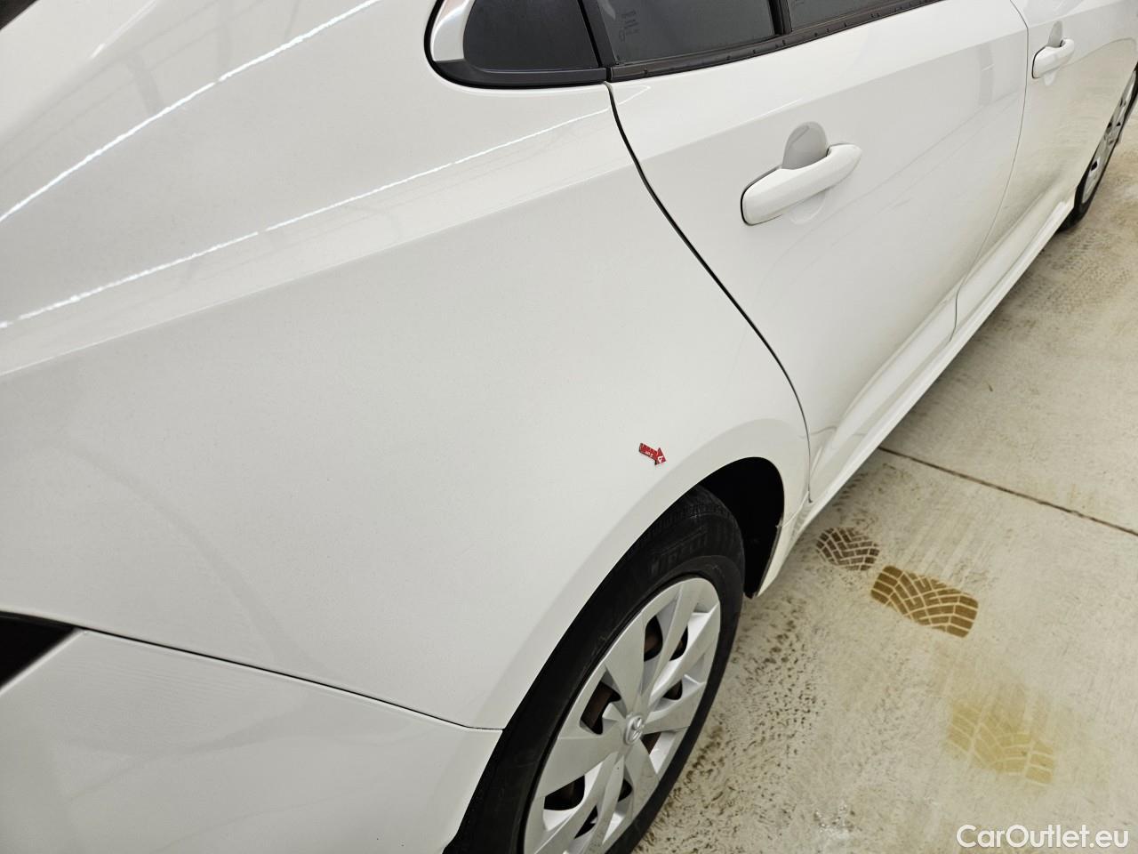  Toyota  Corolla 1.8 Hybrid Business HSD E-CVT #32