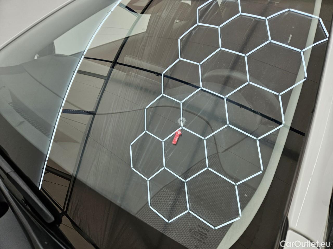  Toyota  Corolla 1.8 Hybrid Business HSD E-CVT #18