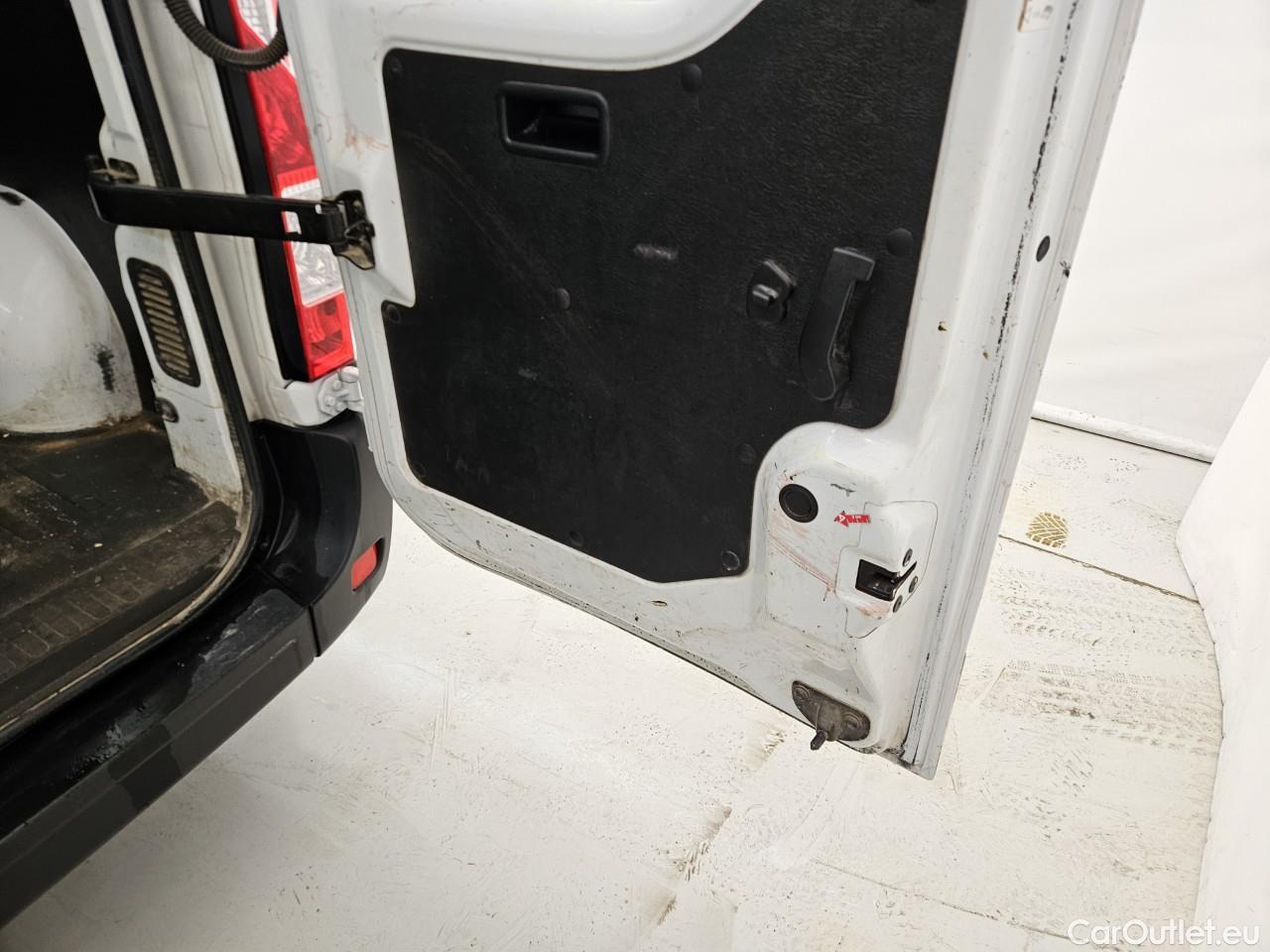  Renault  Master 2.3 Blue dCi 145CP L2H2 #41