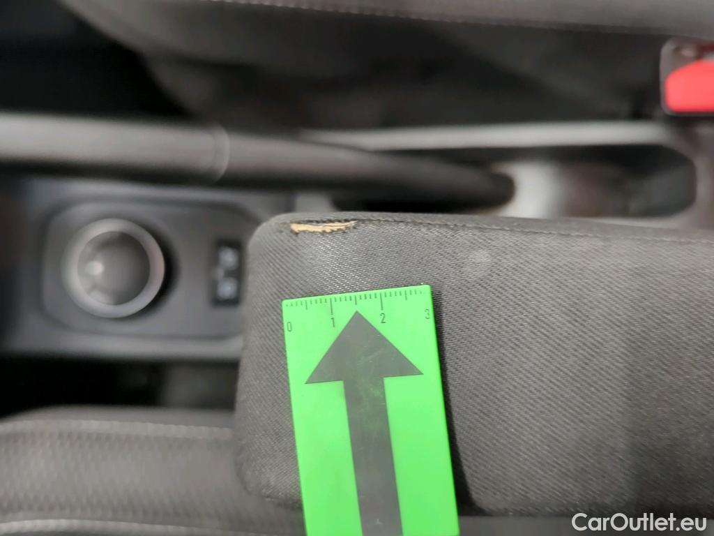  Dacia  Duster 1.5 Blue dCi 115CP Comfort 4WD #4