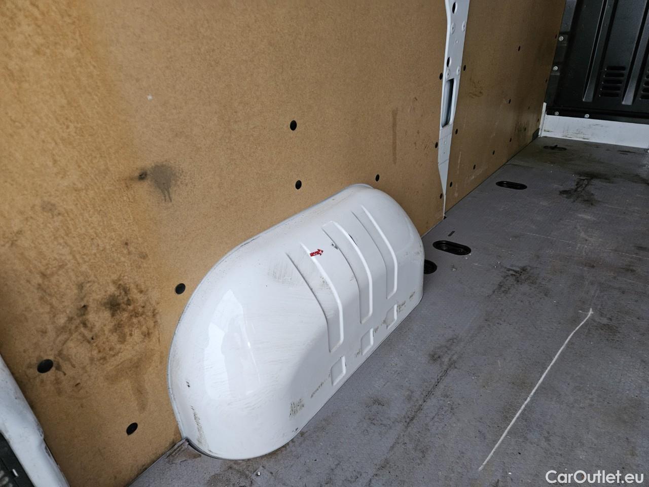  Renault  Master 2.3 Blue dCi 180CP Tractiune L2H2 #48