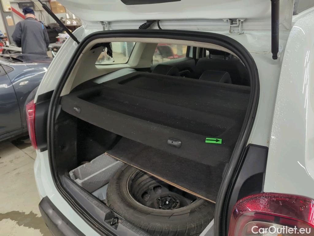  Dacia  Duster 1.5 Blue dCi 115CP Comfort 4WD #59