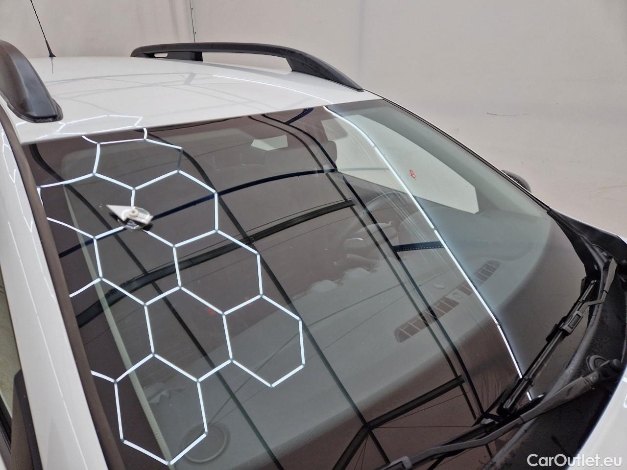  Dacia  Duster 1.5 Blue dCi 115CP Comfort 4WD #7