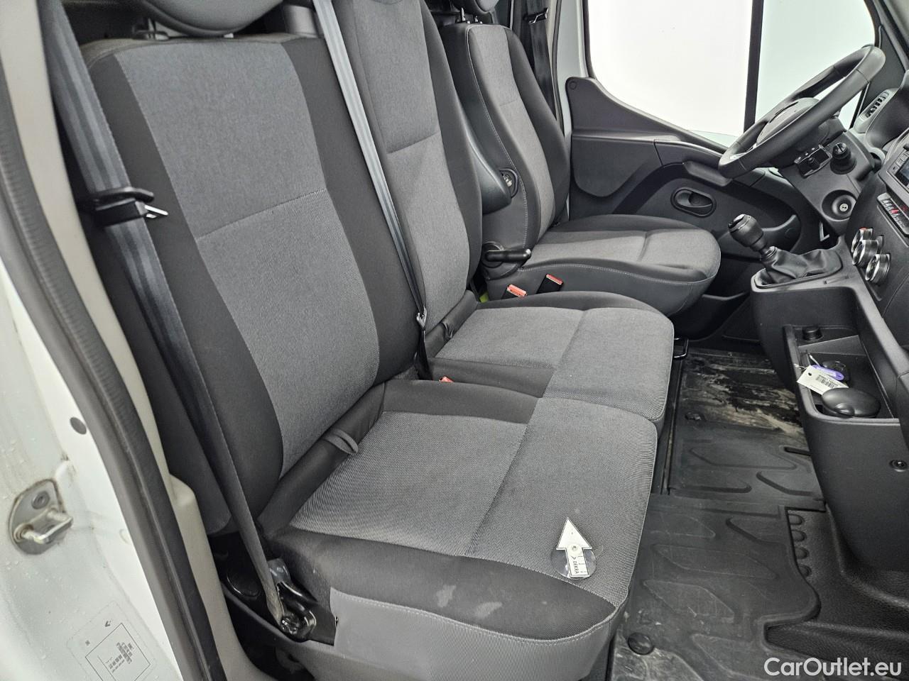  Renault  Master 2.3 Blue dCi 180CP Tractiune L2H2 #42