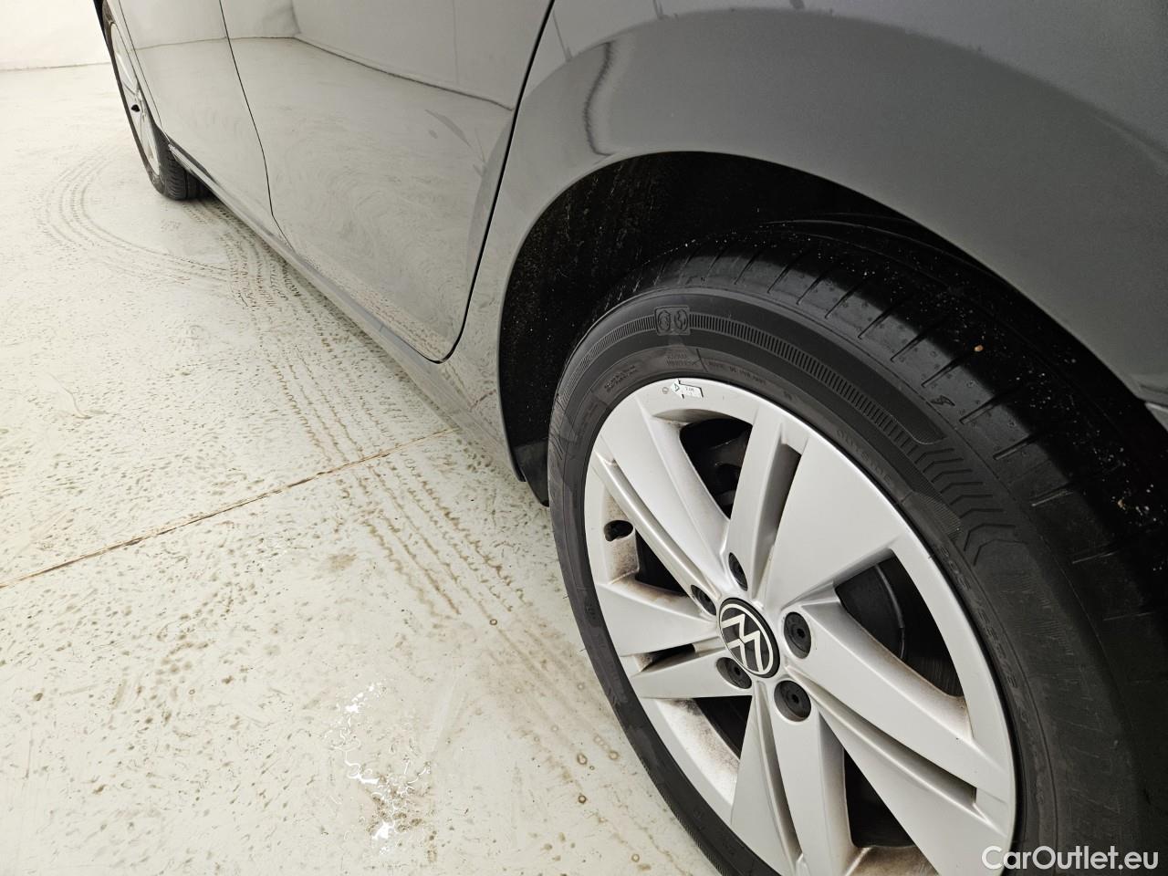  Volkswagen  Golf  2.0 TDI 116HP DSG Life Variant #35