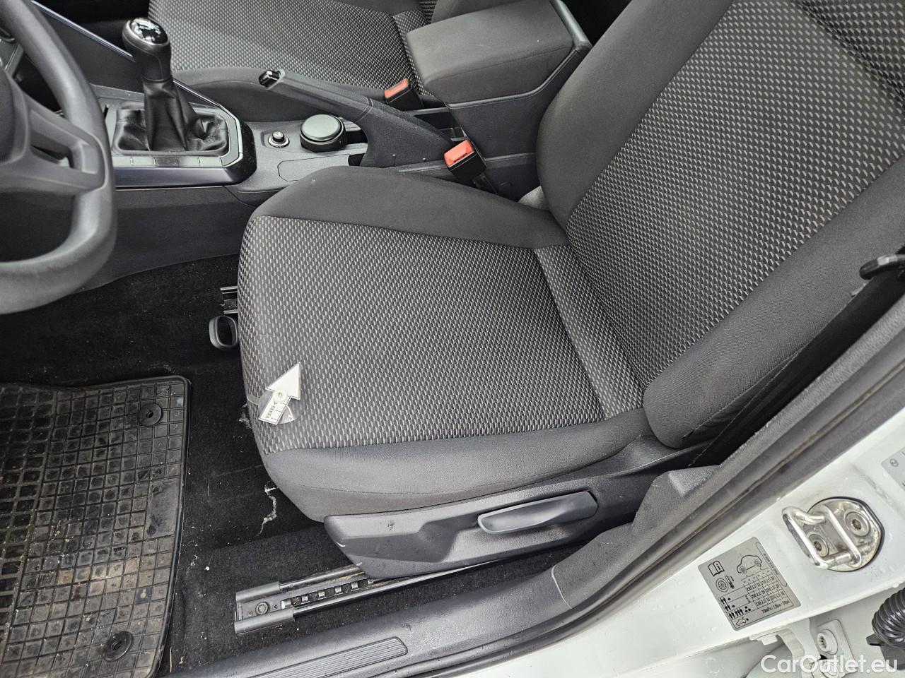  Volkswagen  Polo 1.0 80CP Trendline #43