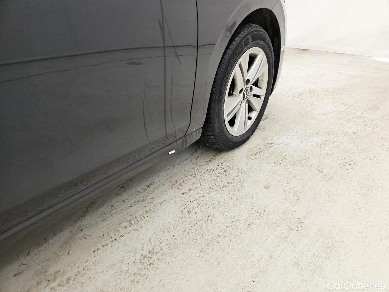  Volkswagen  Golf  2.0 TDI 116HP DSG Life Variant #21