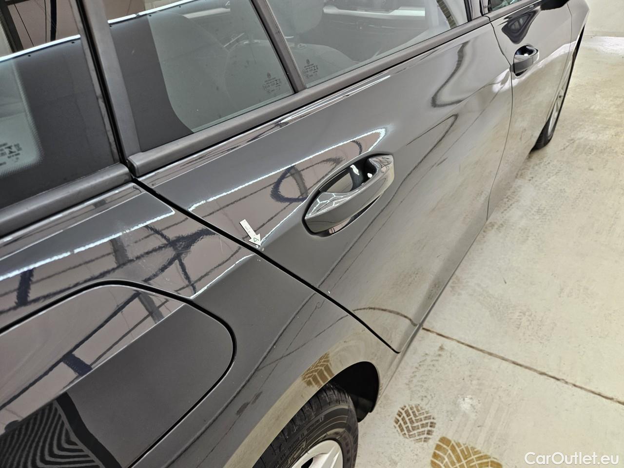  Volkswagen  Golf  2.0 TDI 116HP DSG Life Variant #24