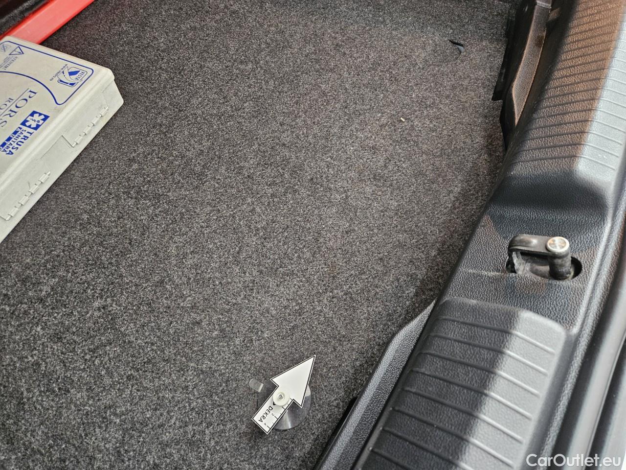  Volkswagen  Polo 1.0 80CP Trendline #55