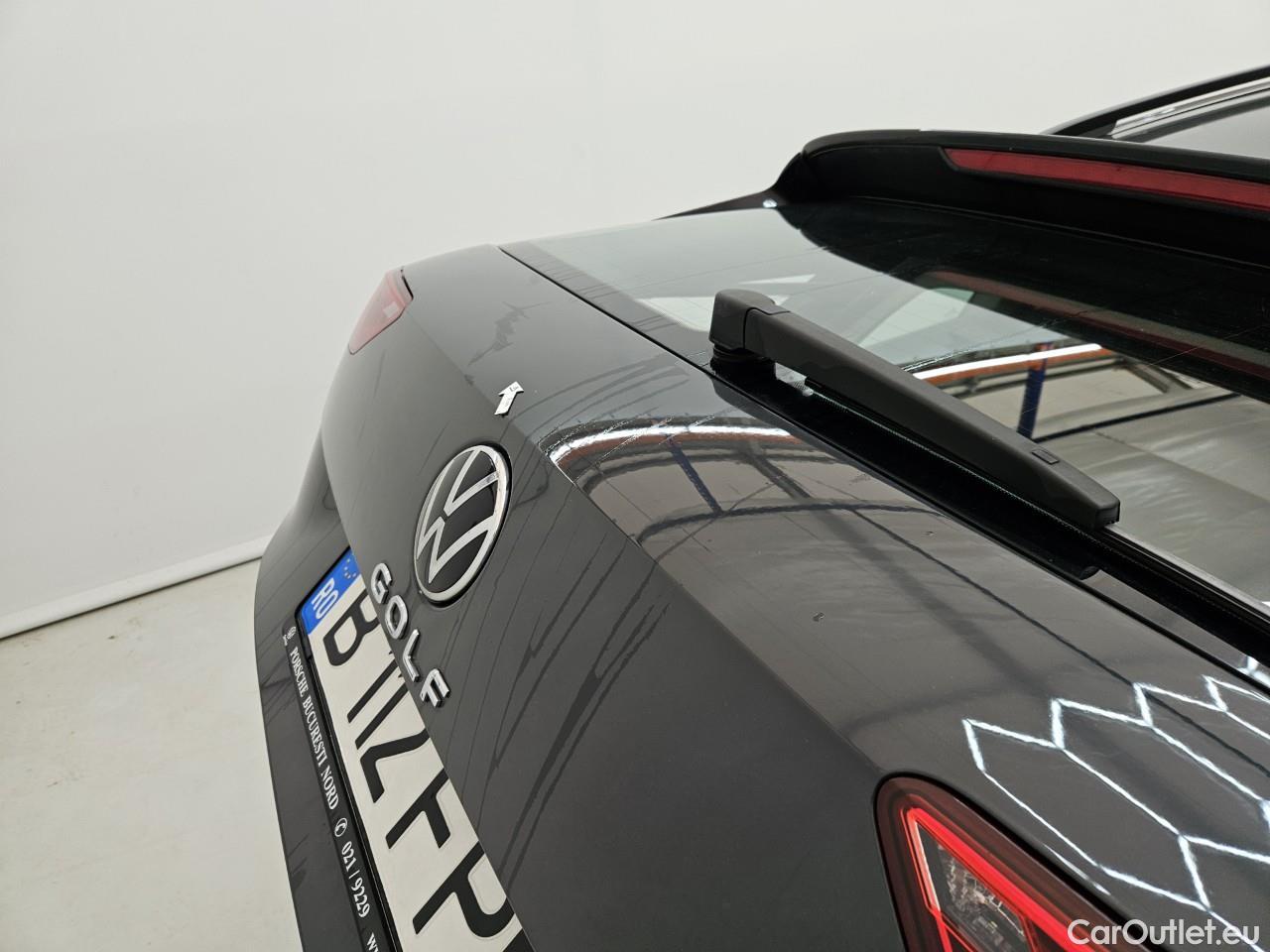  Volkswagen  Golf  2.0 TDI 116HP DSG Life Variant #33