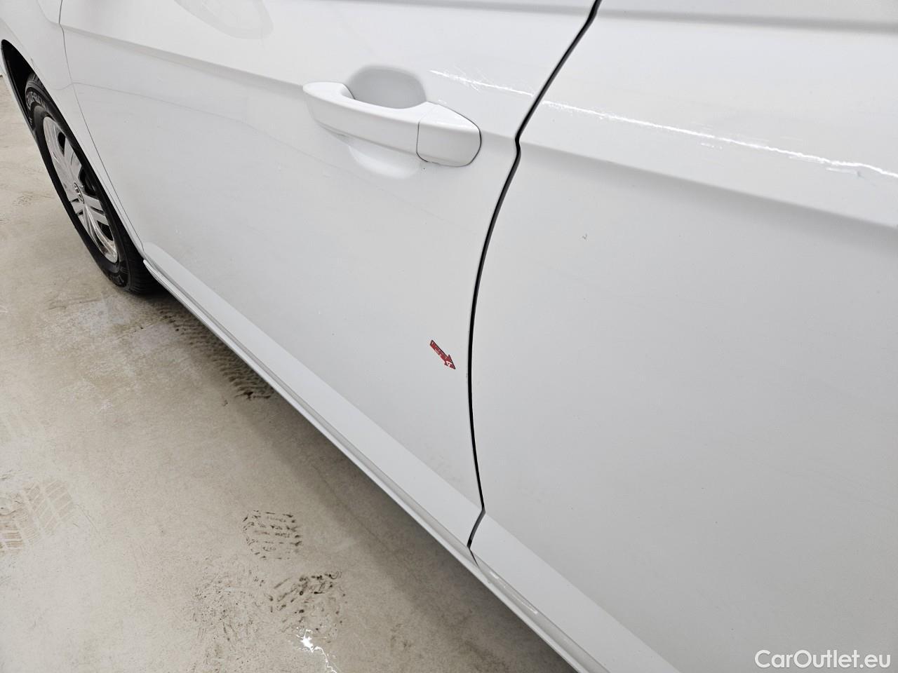  Volkswagen  Polo 1.0 80CP Trendline #1