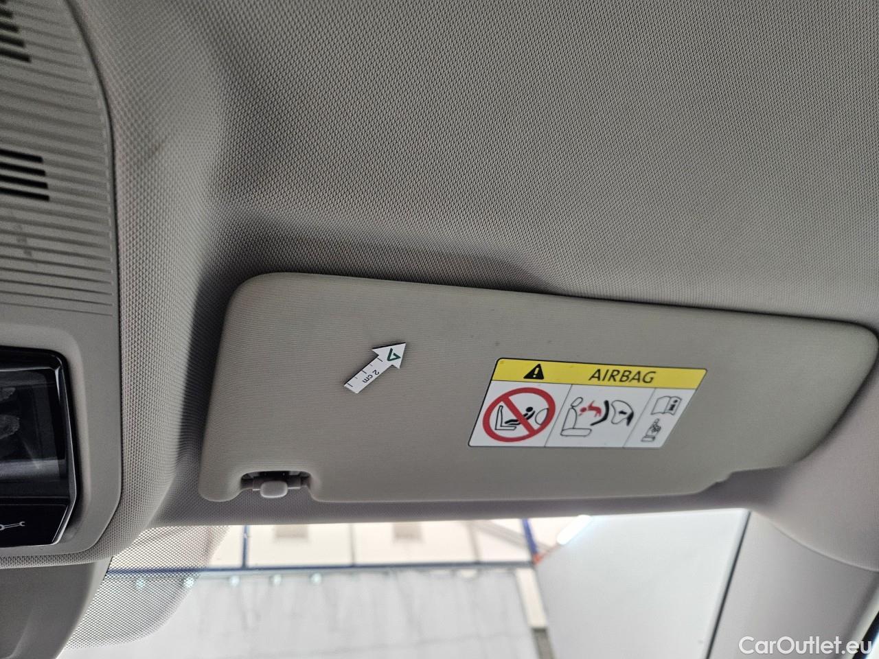  Volkswagen  Golf  2.0 TDI 116HP DSG Life Variant #49