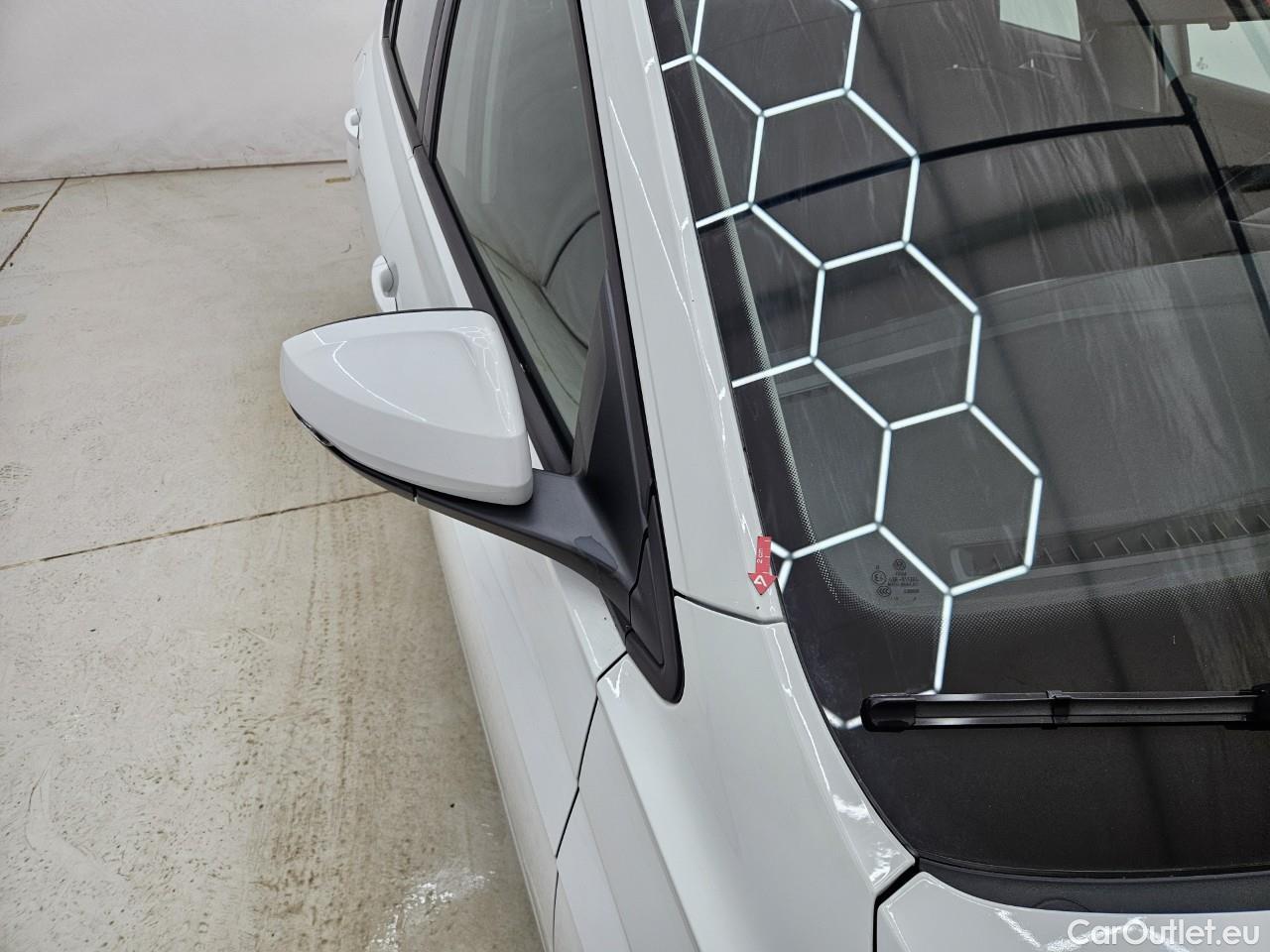  Volkswagen  Polo 1.0 80CP Trendline #18