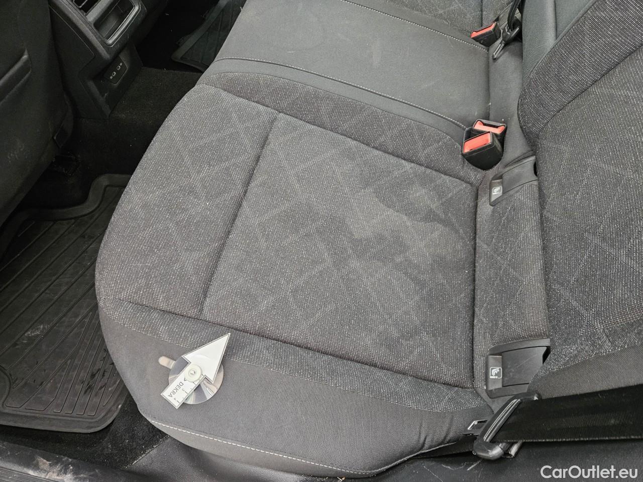  Volkswagen  Golf  2.0 TDI 116HP DSG Life Variant #57