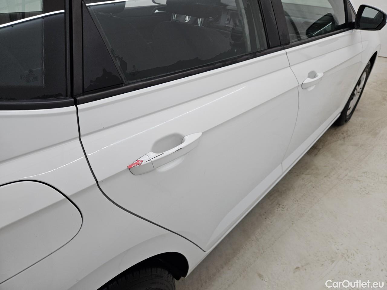  Volkswagen  Polo 1.0 80CP Trendline #24