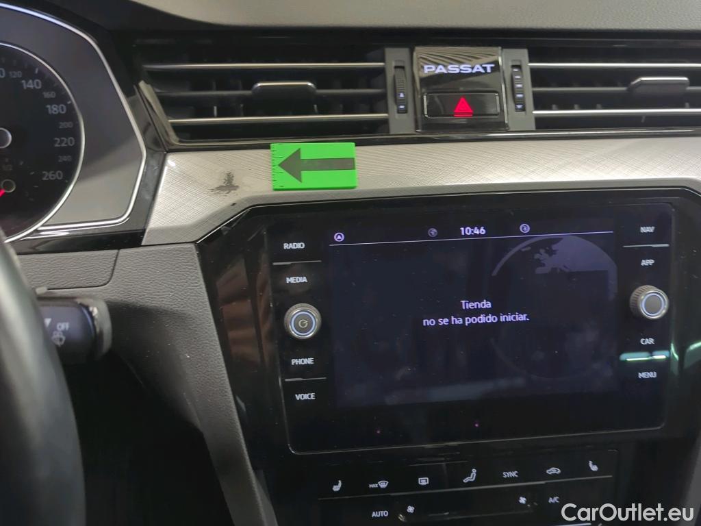  Volkswagen  Passat Comfortline 2.0 TDI DSG 150 CP #3