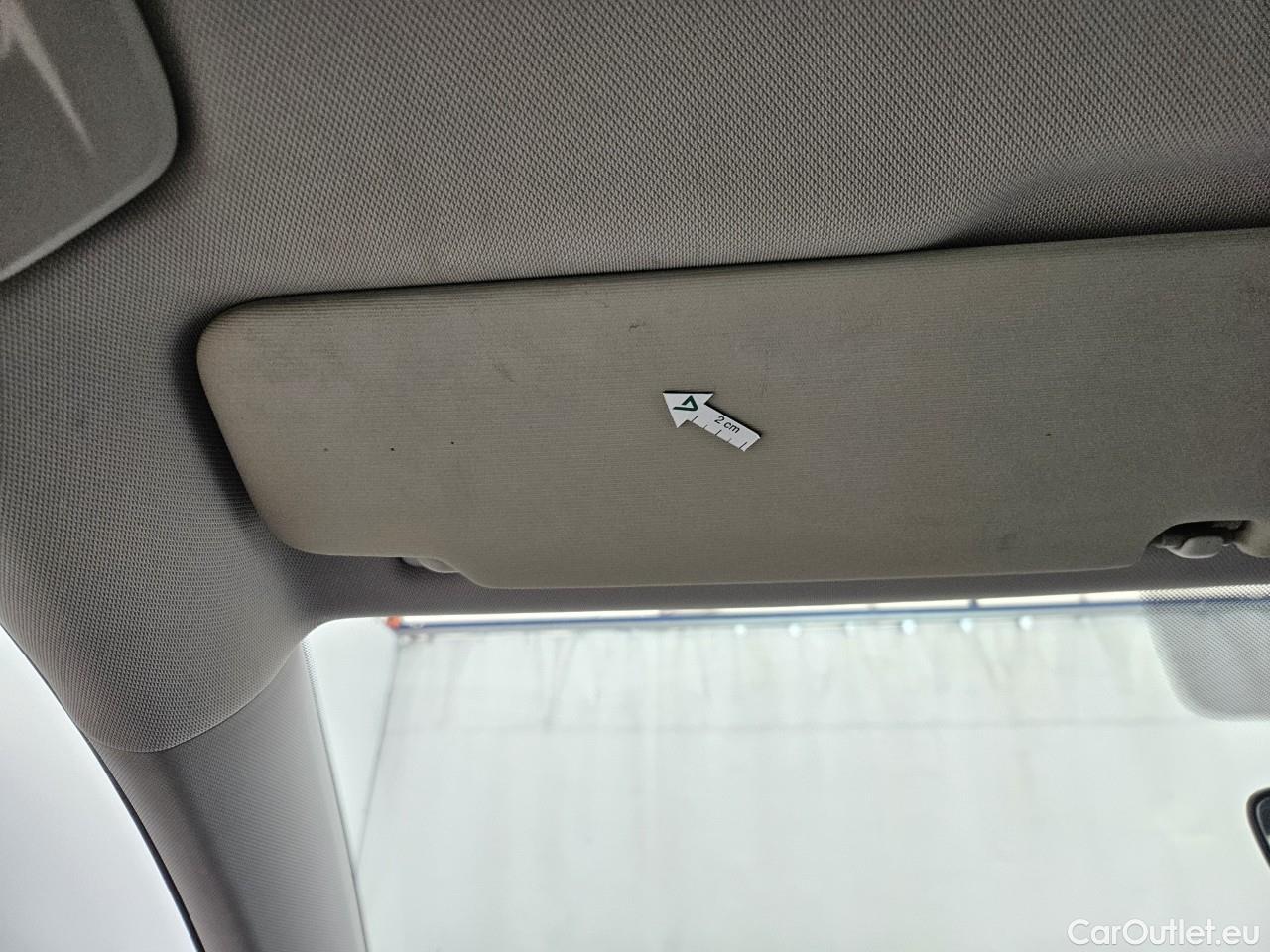  Volkswagen  Golf  2.0 TDI 116HP DSG Life Variant #46