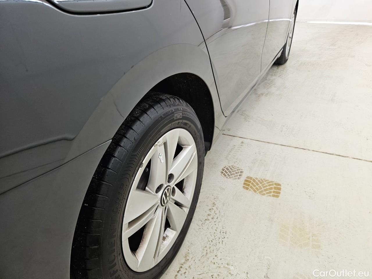  Volkswagen  Golf  2.0 TDI 116HP DSG Life Variant #26