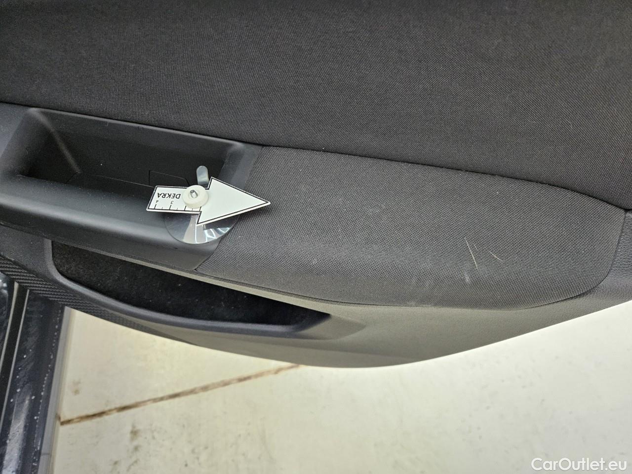  Volkswagen  Golf  2.0 TDI 116HP DSG Life Variant #55