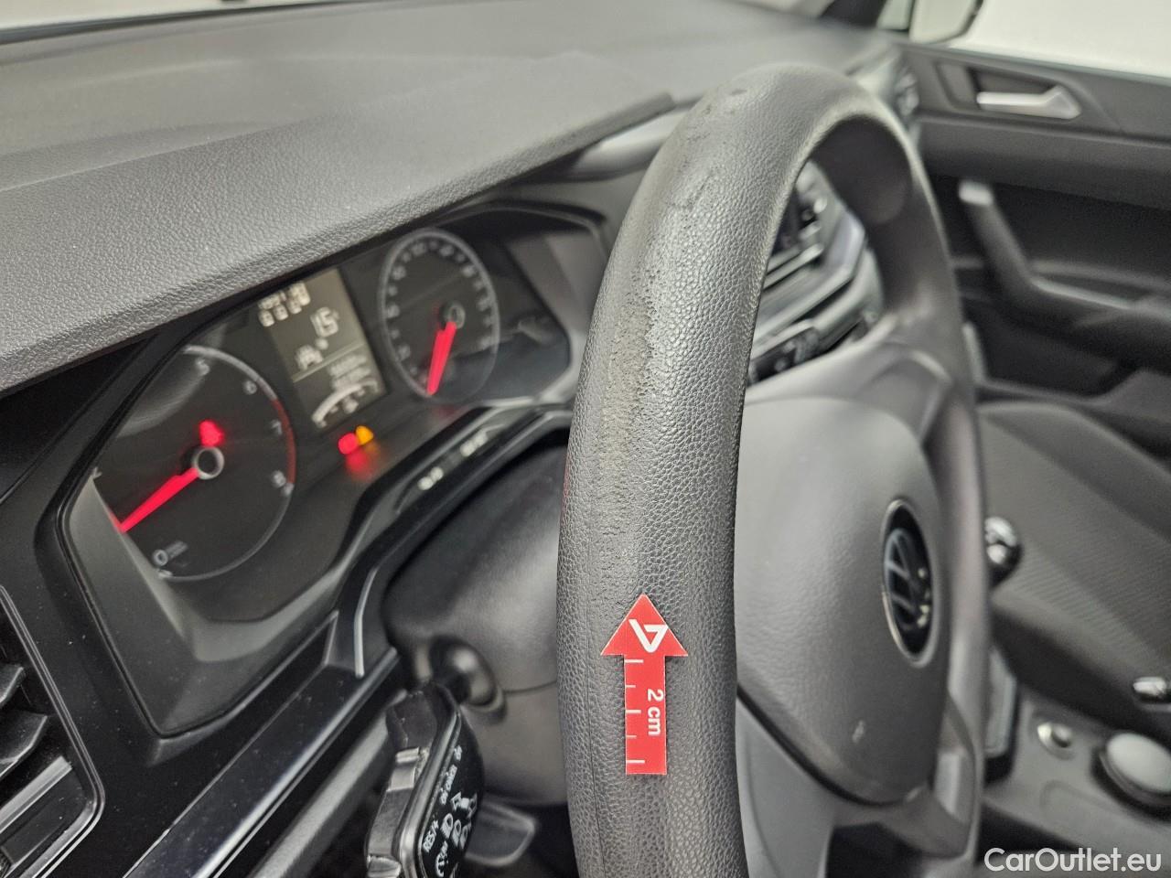  Volkswagen  Polo 1.0 80CP Trendline #46