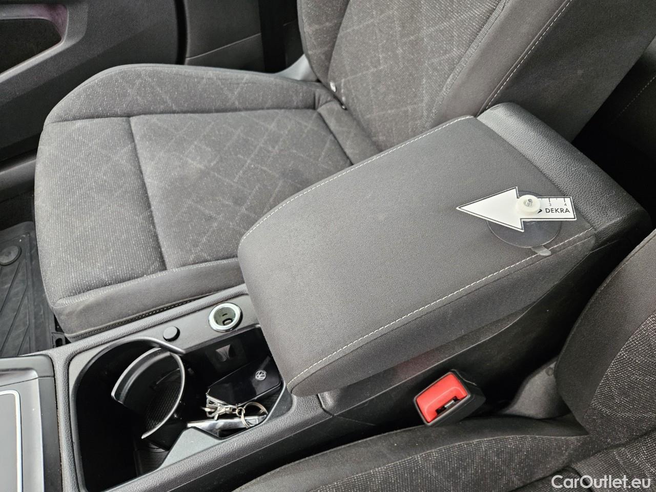  Volkswagen  Golf  2.0 TDI 116HP DSG Life Variant #43