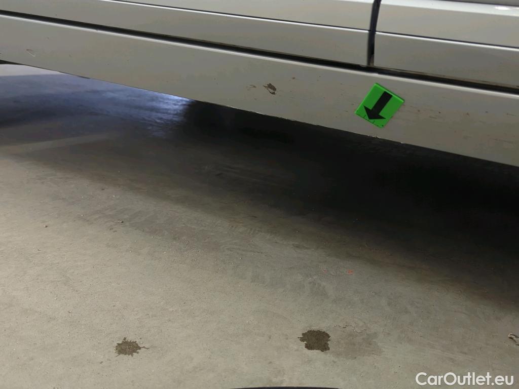  Volkswagen  Passat Comfortline 2.0 TDI DSG 150 CP #15