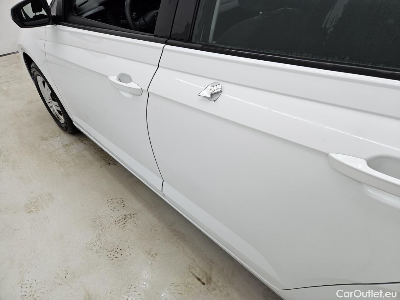  Volkswagen  Polo 1.0 80CP Trendline #38