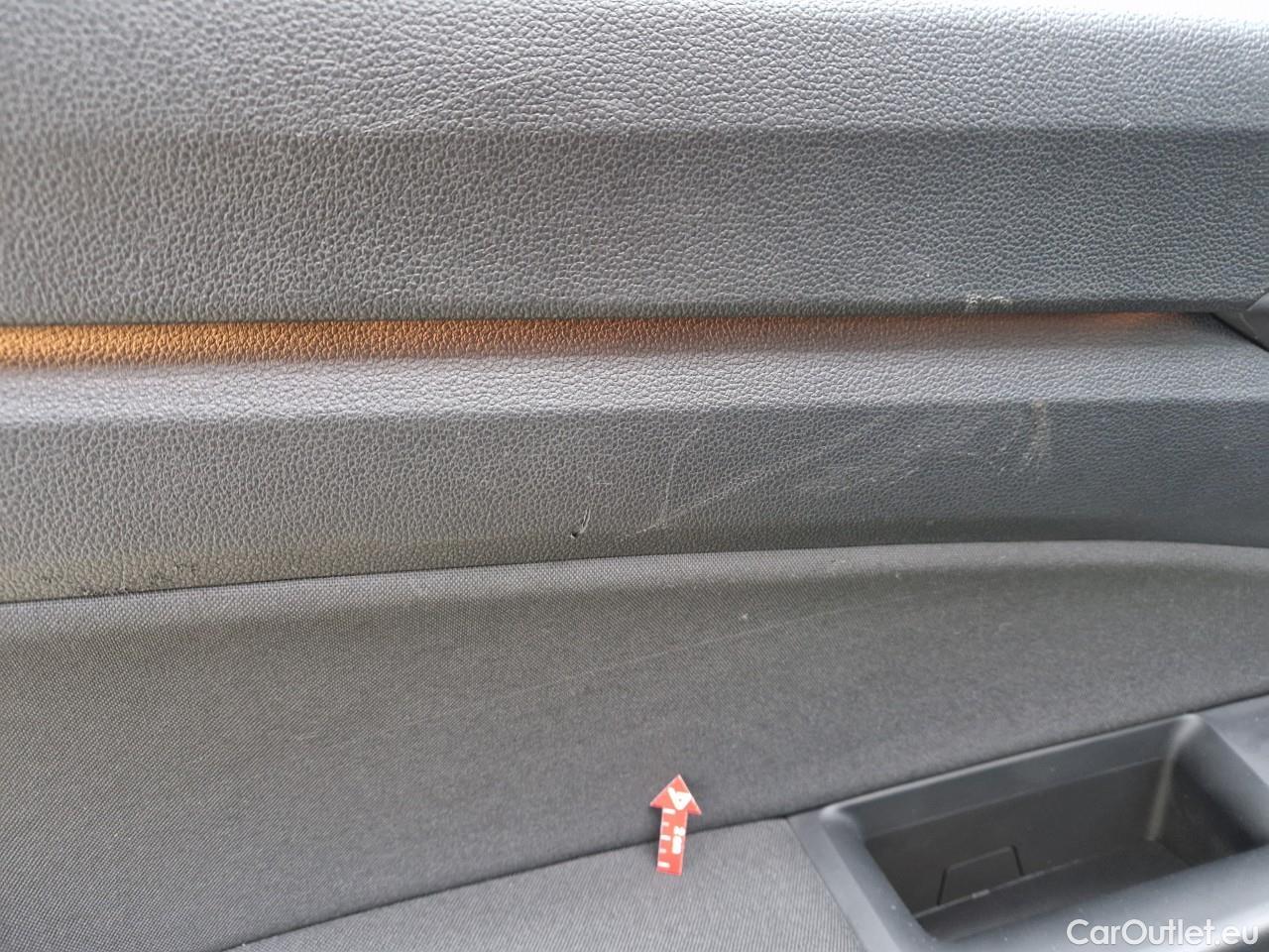  Volkswagen  Golf  2.0 TDI 116HP DSG Life Variant #34