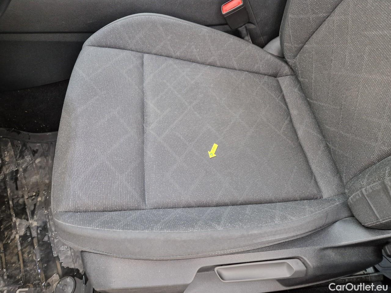  Volkswagen  Golf  2.0 TDI 116HP DSG Life Variant #15