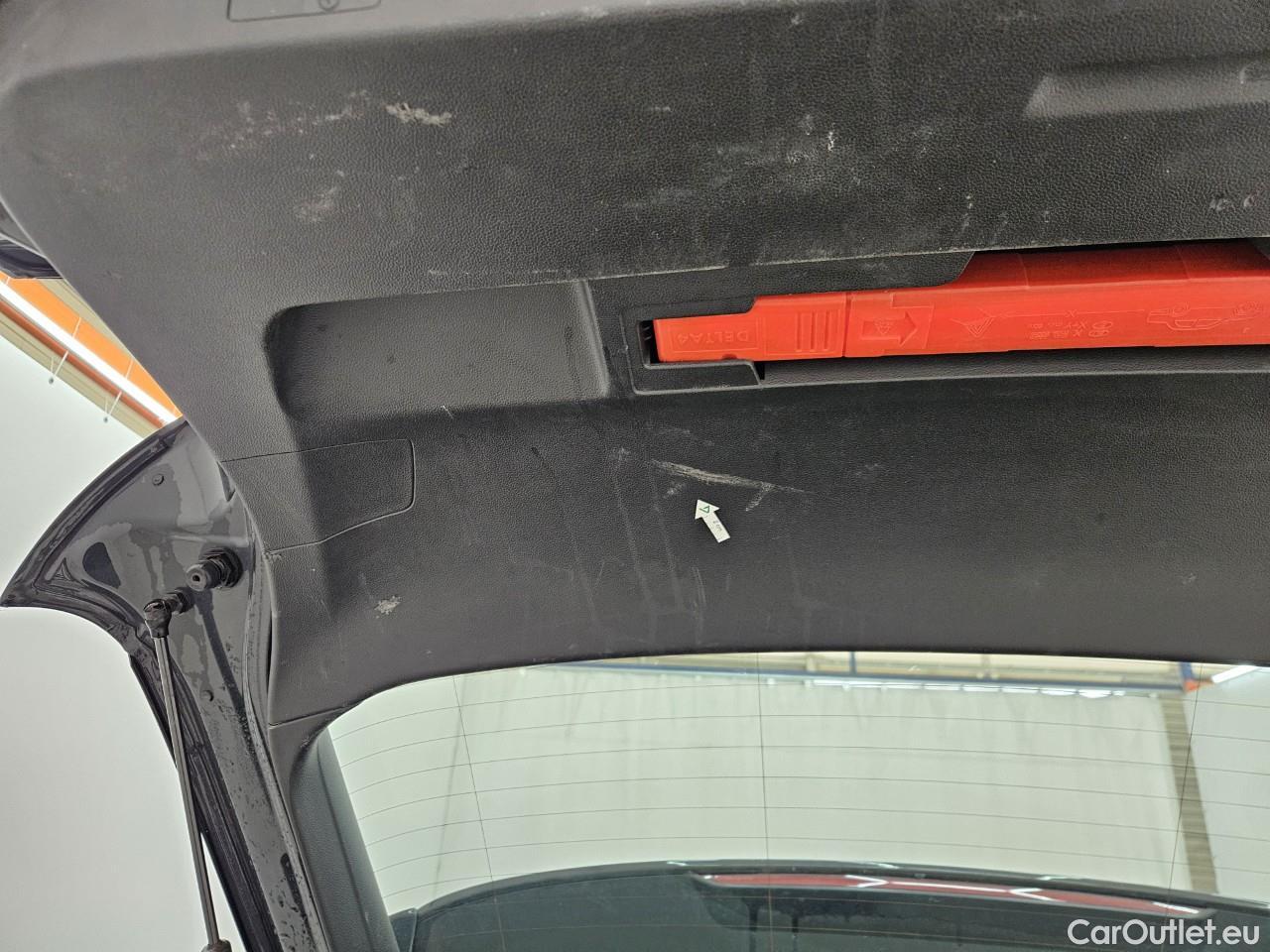  Volkswagen  Golf  2.0 TDI 116HP DSG Life Variant #65