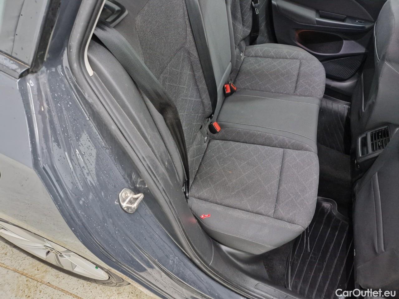  Volkswagen  Golf  2.0 TDI 116HP DSG Life Variant #25