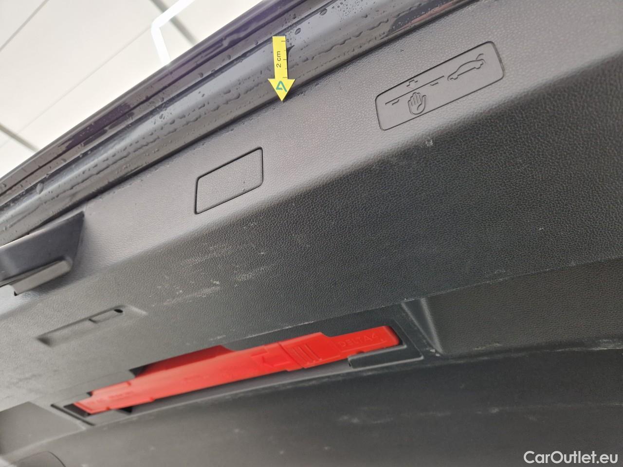  Volkswagen  Golf  2.0 TDI 116HP DSG Life Variant #20