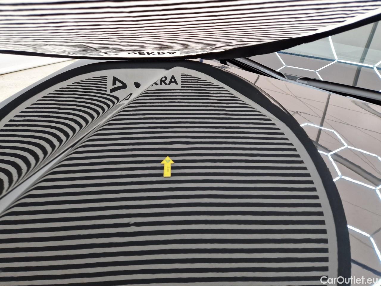  Volkswagen  Golf  2.0 TDI 116HP DSG Life Variant #8