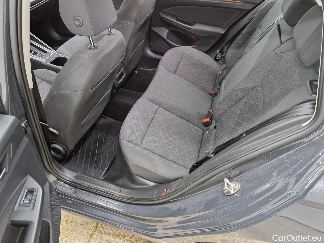  Volkswagen  Golf  2.0 TDI 116HP DSG Life Variant #31