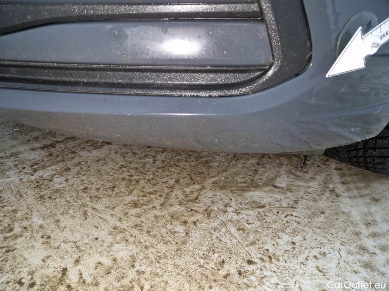  Volkswagen  Golf  2.0 TDI 116HP DSG Life Variant #3