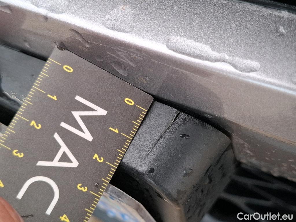  Toyota  C-HR TOYOTA  5p Berline 1.8 HYBRIDE 122 GRAPHIC #20