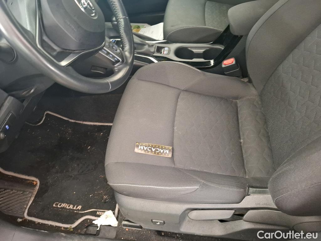  Toyota  Corolla TOYOTA  / 2018 / 5P / Berline Hybride 184h Dynamic Business Stage Acad #43