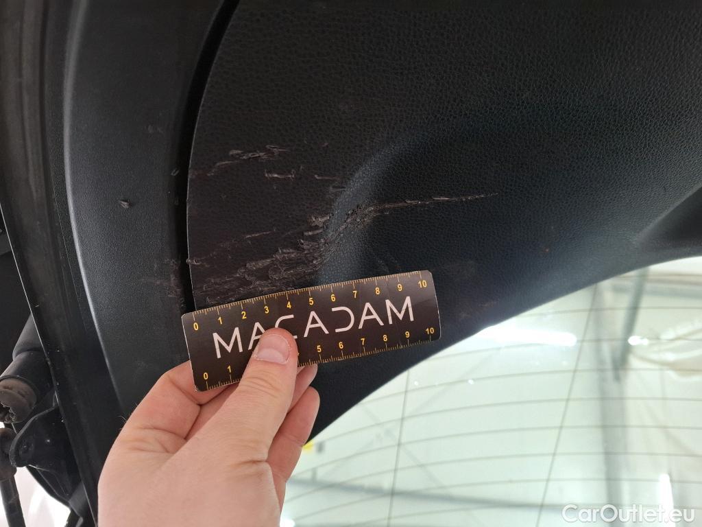  Toyota  Corolla TOYOTA  / 2018 / 5P / Berline Hybride 184h Dynamic Business Stage Acad #33