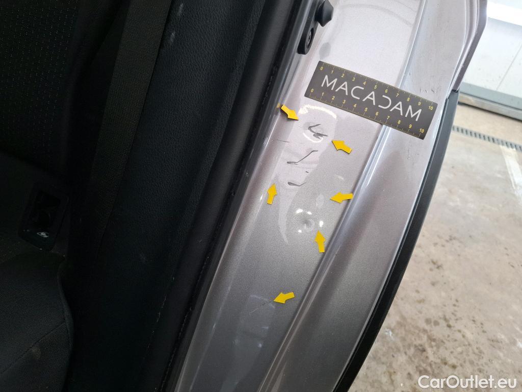  Toyota  C-HR TOYOTA  5p Berline 1.8 HYBRIDE 122 GRAPHIC #11