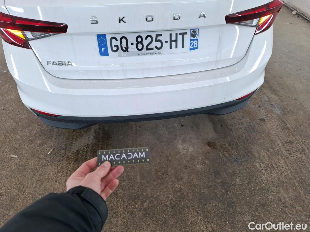  Skoda  Fabia SKODA  / 2021 / 5P / Berline 1.0 MPI 80 Active #16