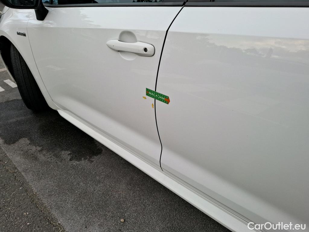  Toyota  Corolla TOYOTA  Touring Sports / 2018 / 5P / Break Hybride 122h Active #9