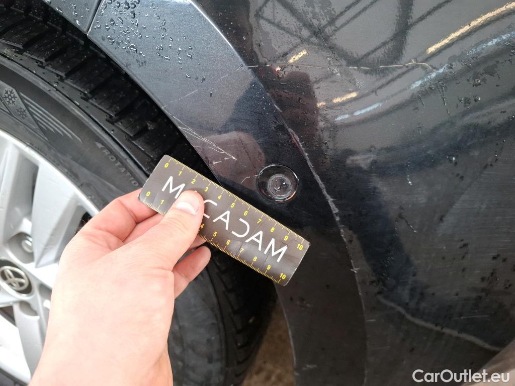  Toyota  Corolla TOYOTA  / 2018 / 5P / Berline Hybride 184h Dynamic Business Stage Acad #16