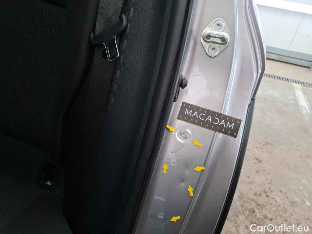  Toyota  C-HR TOYOTA  5p Berline 1.8 HYBRIDE 122 GRAPHIC #9