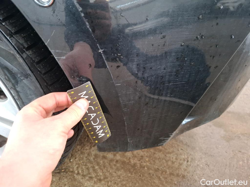  Toyota  Corolla TOYOTA  / 2018 / 5P / Berline Hybride 184h Dynamic Business Stage Acad #18