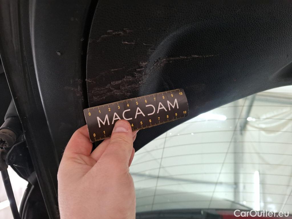  Toyota  Corolla TOYOTA  / 2018 / 5P / Berline Hybride 184h Dynamic Business Stage Acad #32