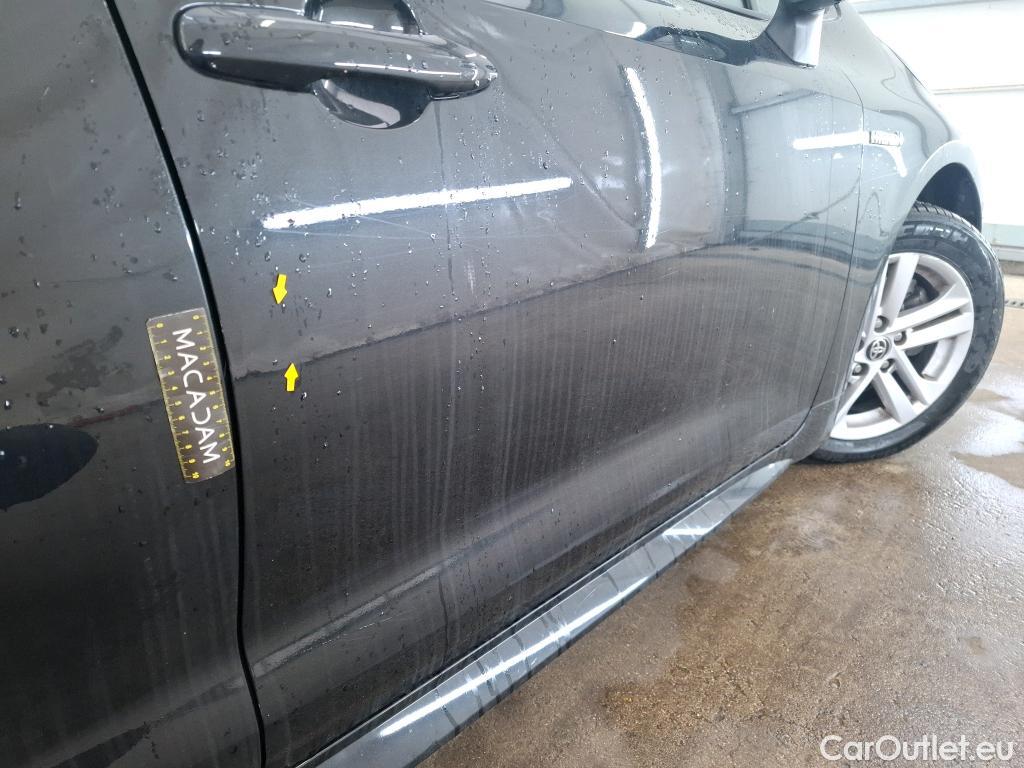  Toyota  Corolla TOYOTA  / 2018 / 5P / Berline Hybride 184h Dynamic Business Stage Acad #41