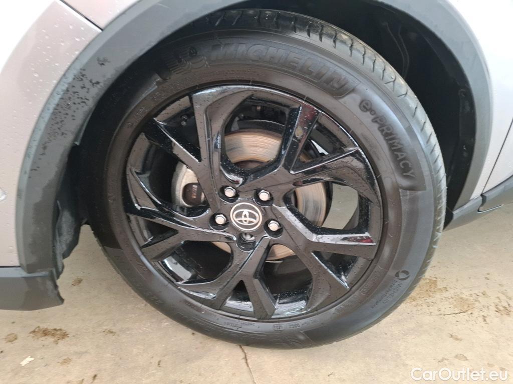  Toyota  C-HR TOYOTA  5p Berline 1.8 HYBRIDE 122 GRAPHIC #35
