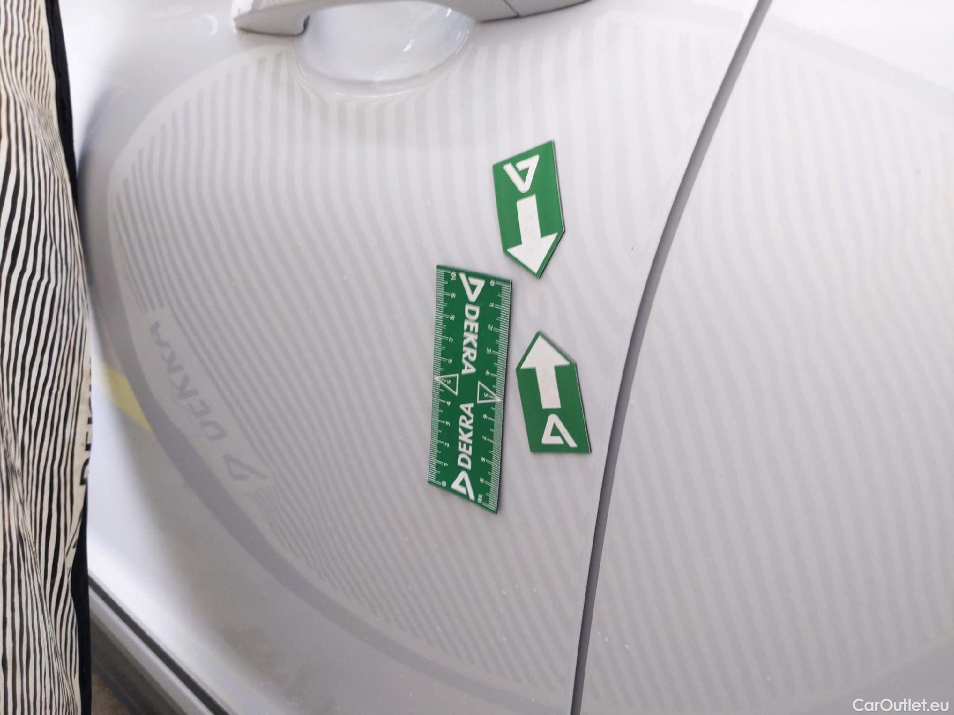  Hyundai  Konna HYUNDAI Kona / 2017 / 5P / SUV ELECTRIQUE 39 kWh 136 ch Intuitive #6