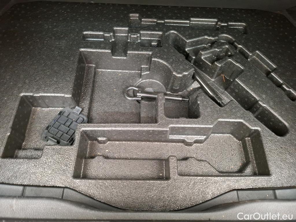  Toyota  C-HR TOYOTA  5p Berline 1.8 HYBRIDE 122 GRAPHIC #27